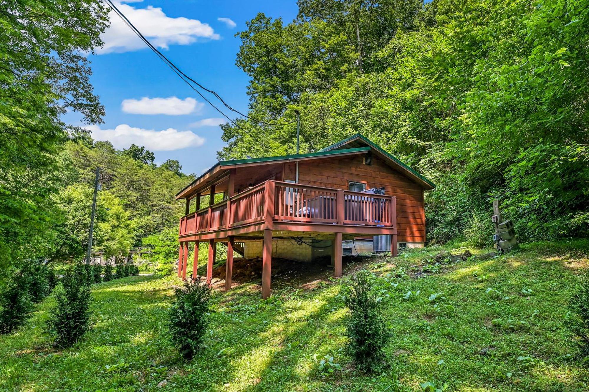 Smoky Mountains Hut Tub Cabin Dog Friendly Sevierville Exteriör bild